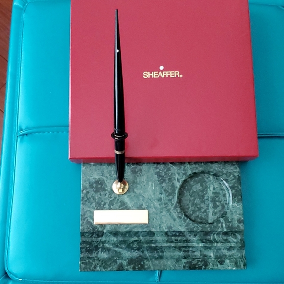 Sheaffer Desk Set - Picture 3 of 3